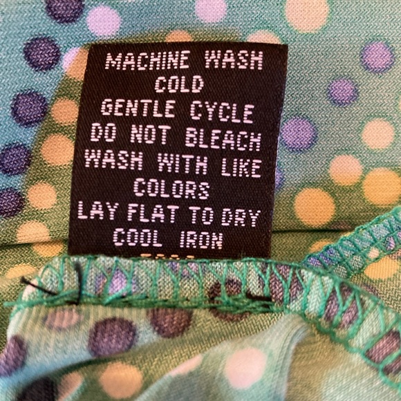 Colorful woman’s tank top blouse - Picture 7 of 7